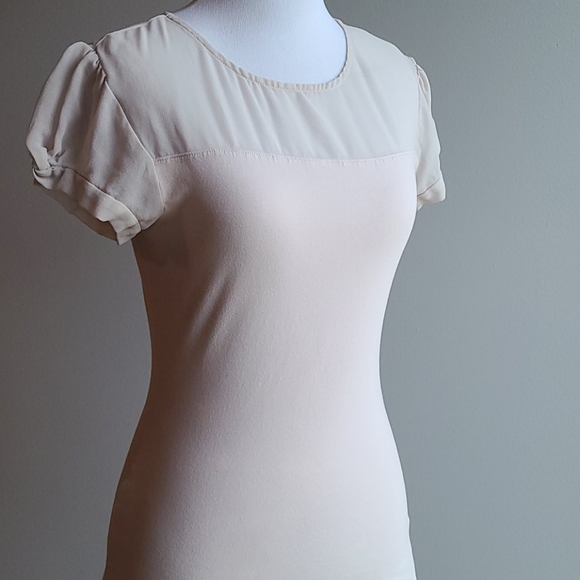 Express cream colored top. Size small - Picture 1 of 4